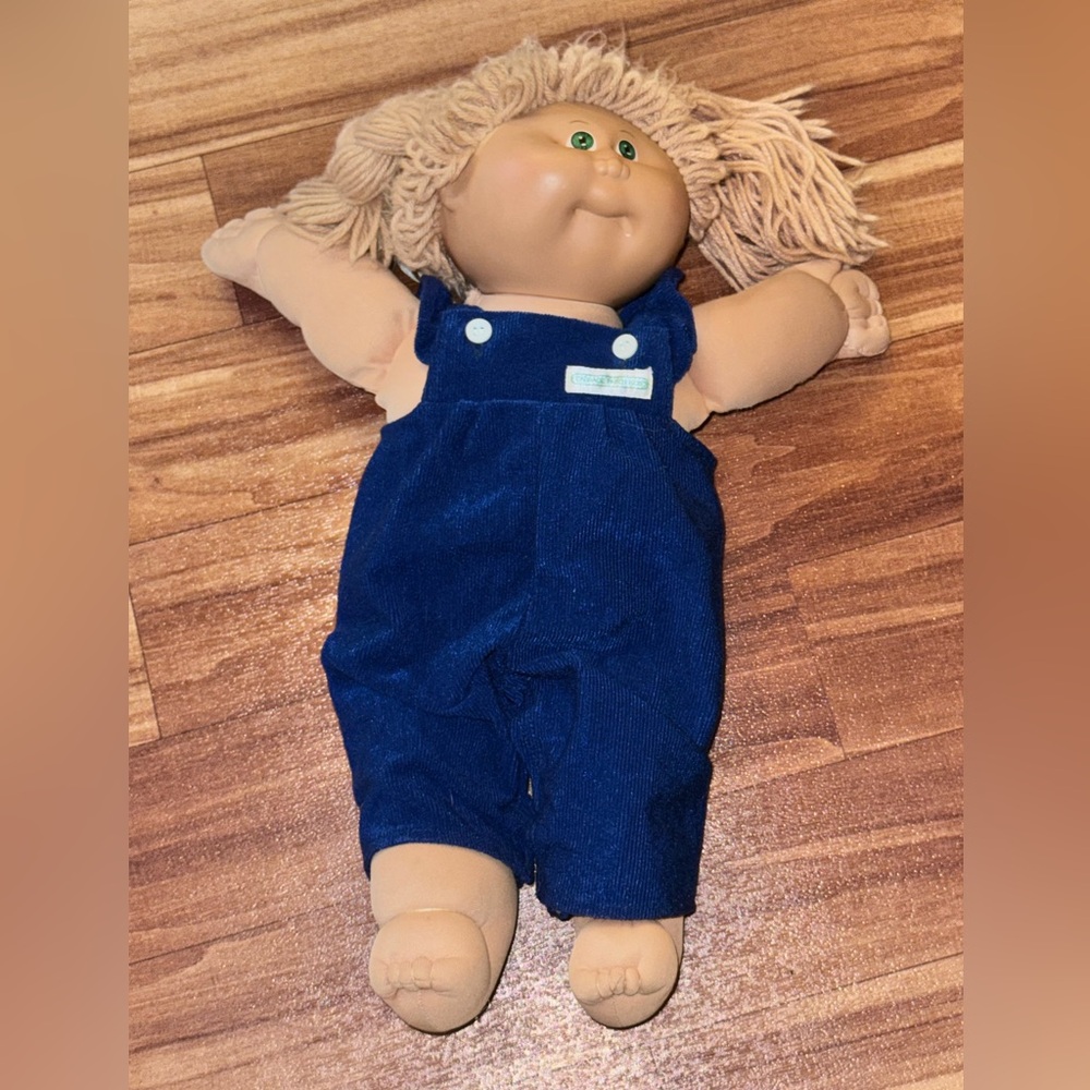 Vintage cabbage patch Doll in Navy Overalls